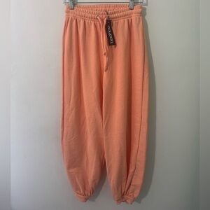 Boohoo Peach orange barrel leg sweatpants joggers new with tags size 2 small